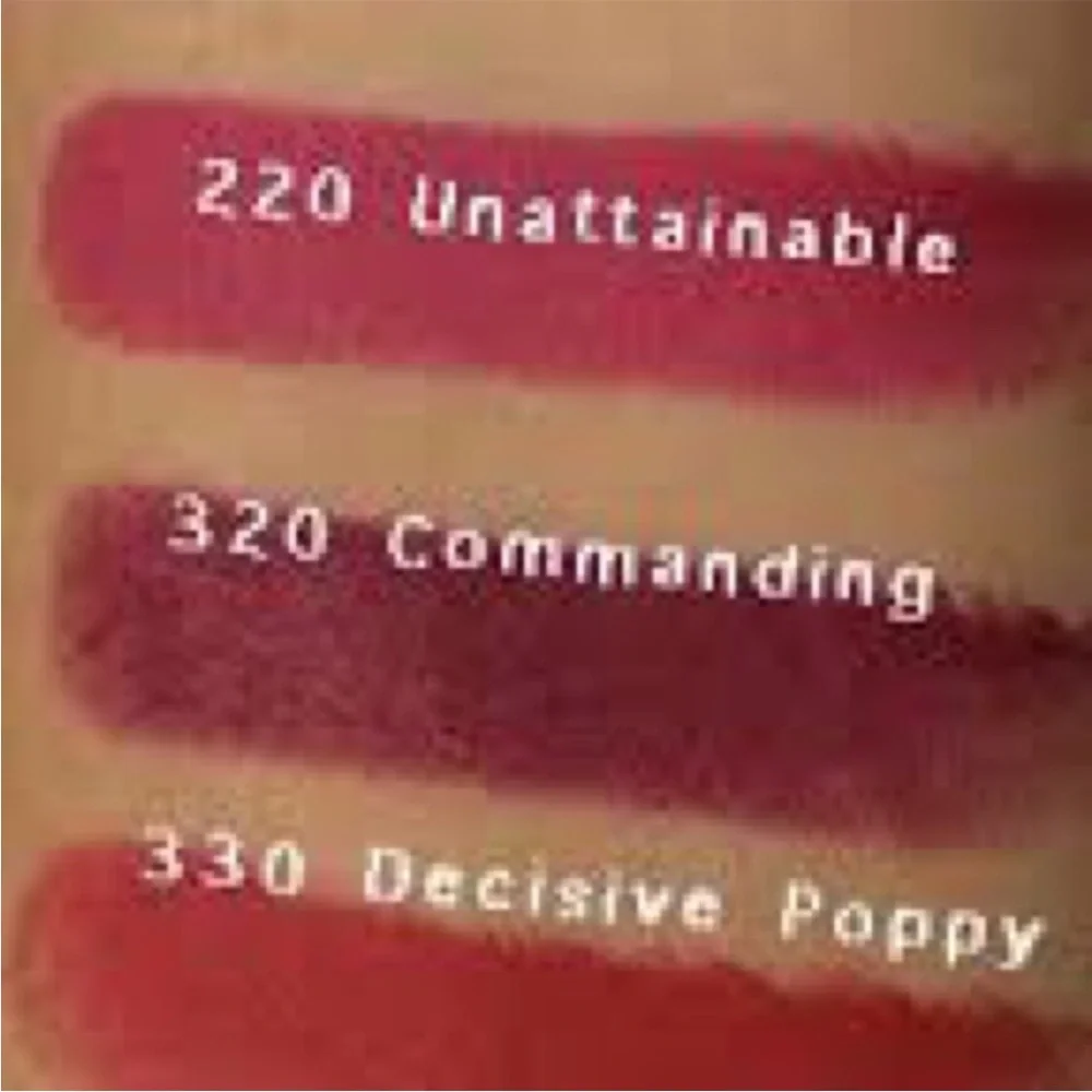 Estee Lauder Unattainable 220 Pure Color Matte Lipstick Pink with Red Undertone